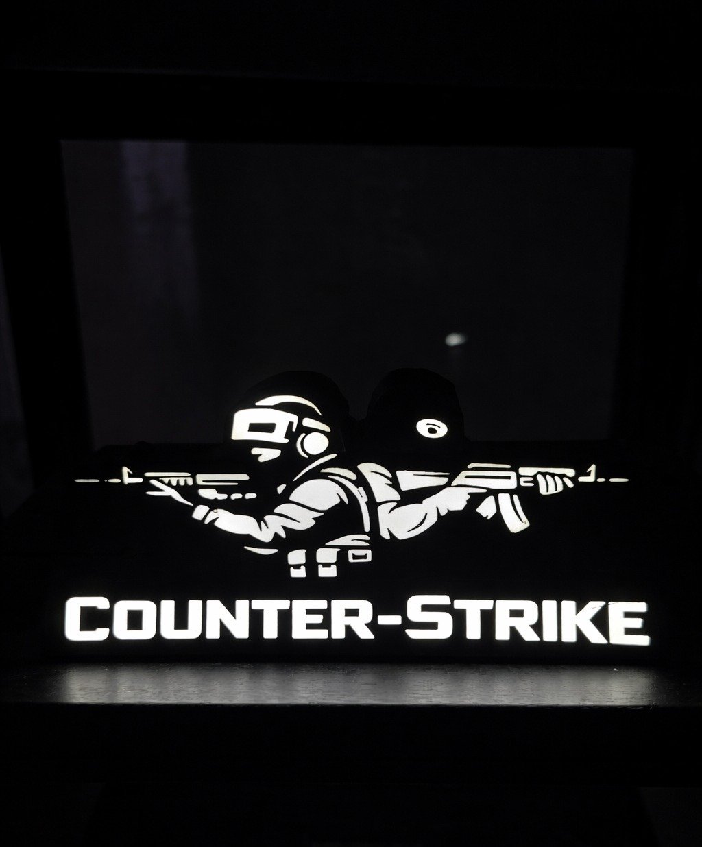 Couter Strike Lamp2