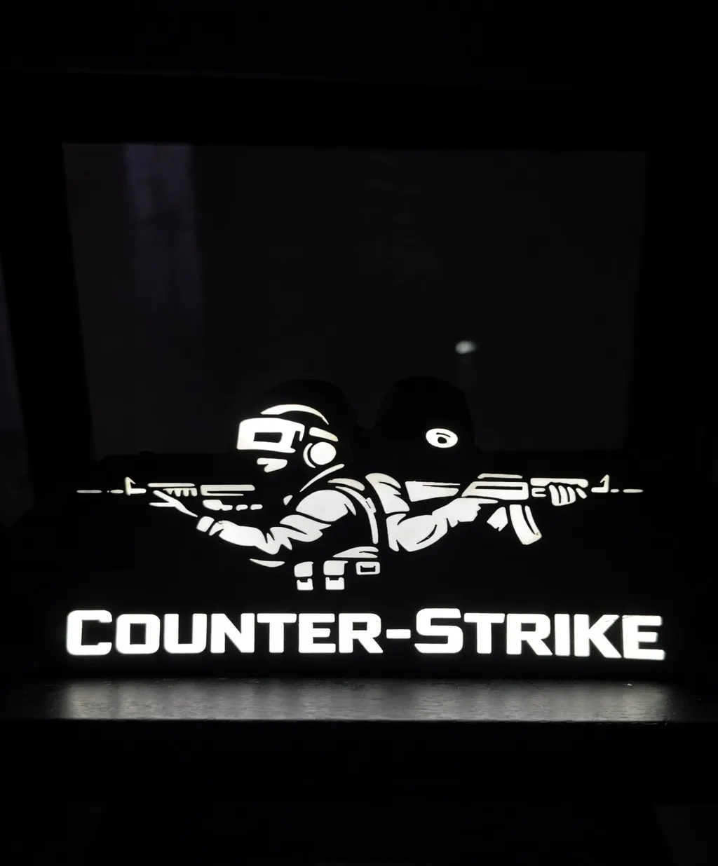 Couter Strike Lamp2